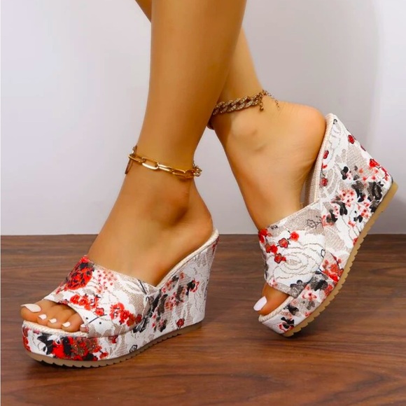 Shoes - NIB Floral Pattern Wedge Slide Sandals